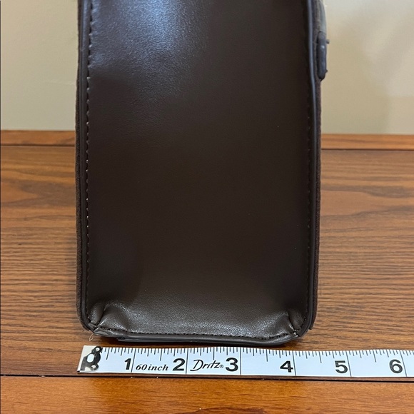 Guess | Chocolate Brown Satchel w/Iconic Logo Bag Charm - Picture 15 of 17